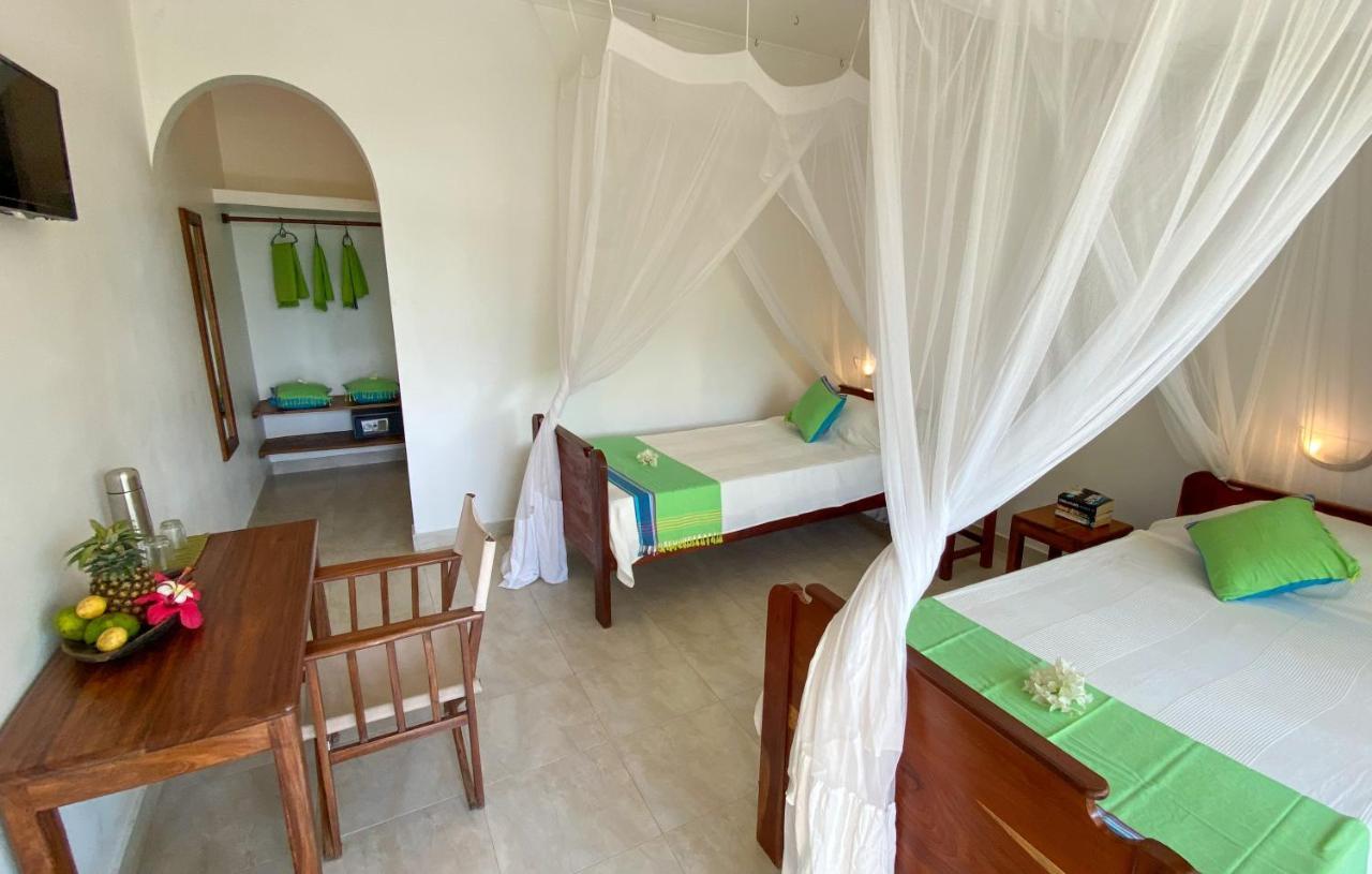 Butiama Bustani Hotel Килиндони Экстерьер фото